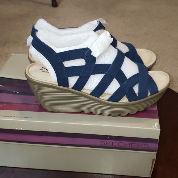 skechers parallel lovely bird